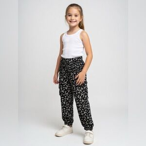 Angie Girl Floral Black and White Pants Size L